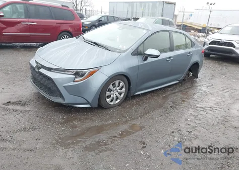 2022 Toyota Corolla Le z USA, uszkodzony, nr VIN JTDEPMAE7N3000473